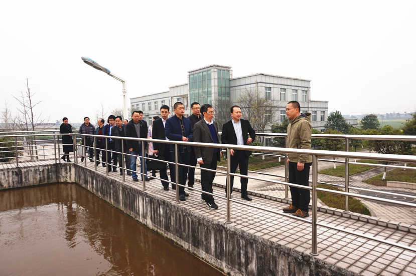 國家、省、市發(fā)改委調(diào)研組到杰陽排水公司進(jìn)行成本調(diào)研