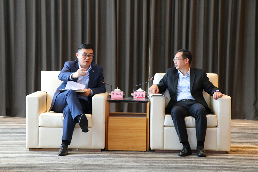 厲害了！人工智能獨角獸深蘭科技與德陽建投簽約啦！羅市長現(xiàn)場見證哦！